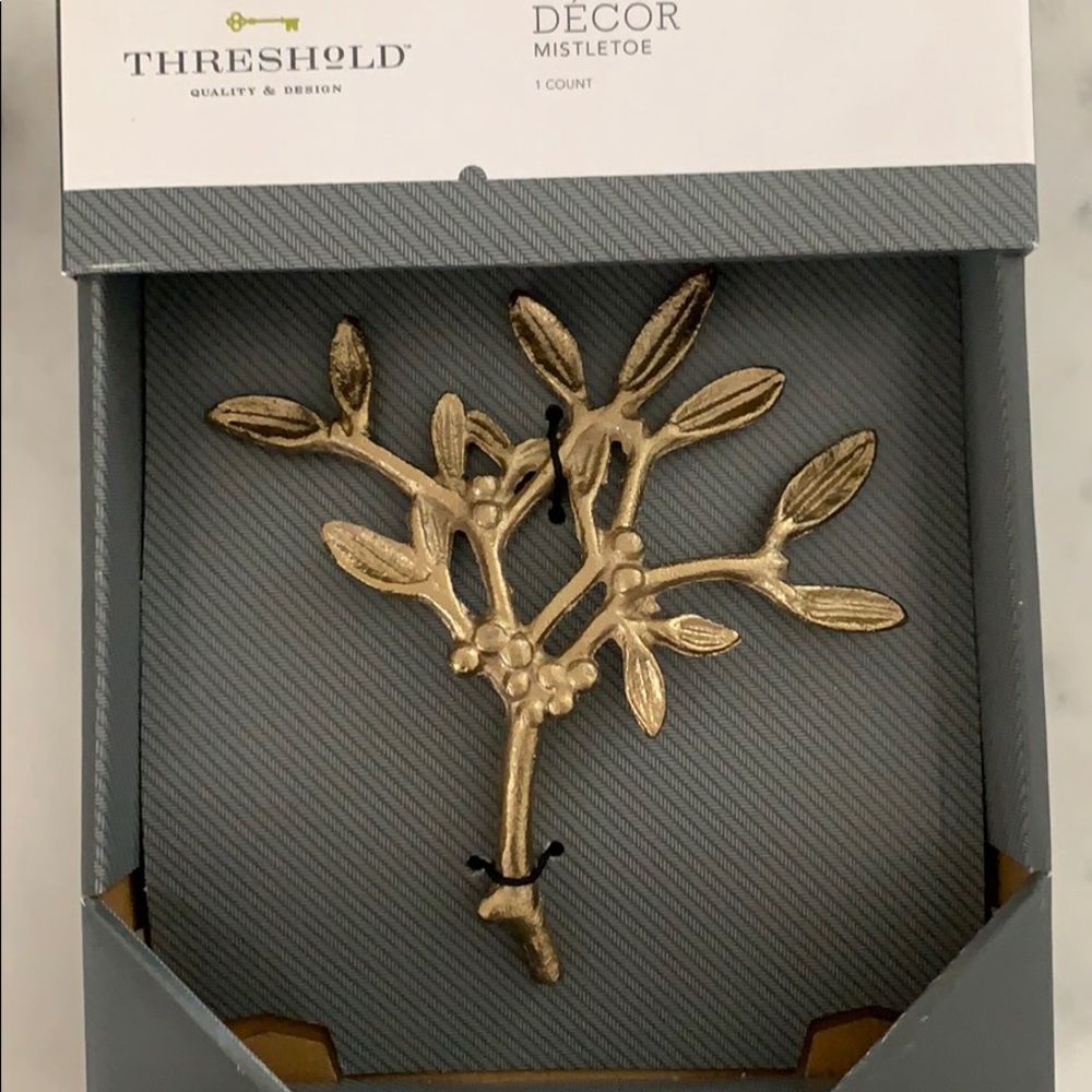 Decor mistletoe